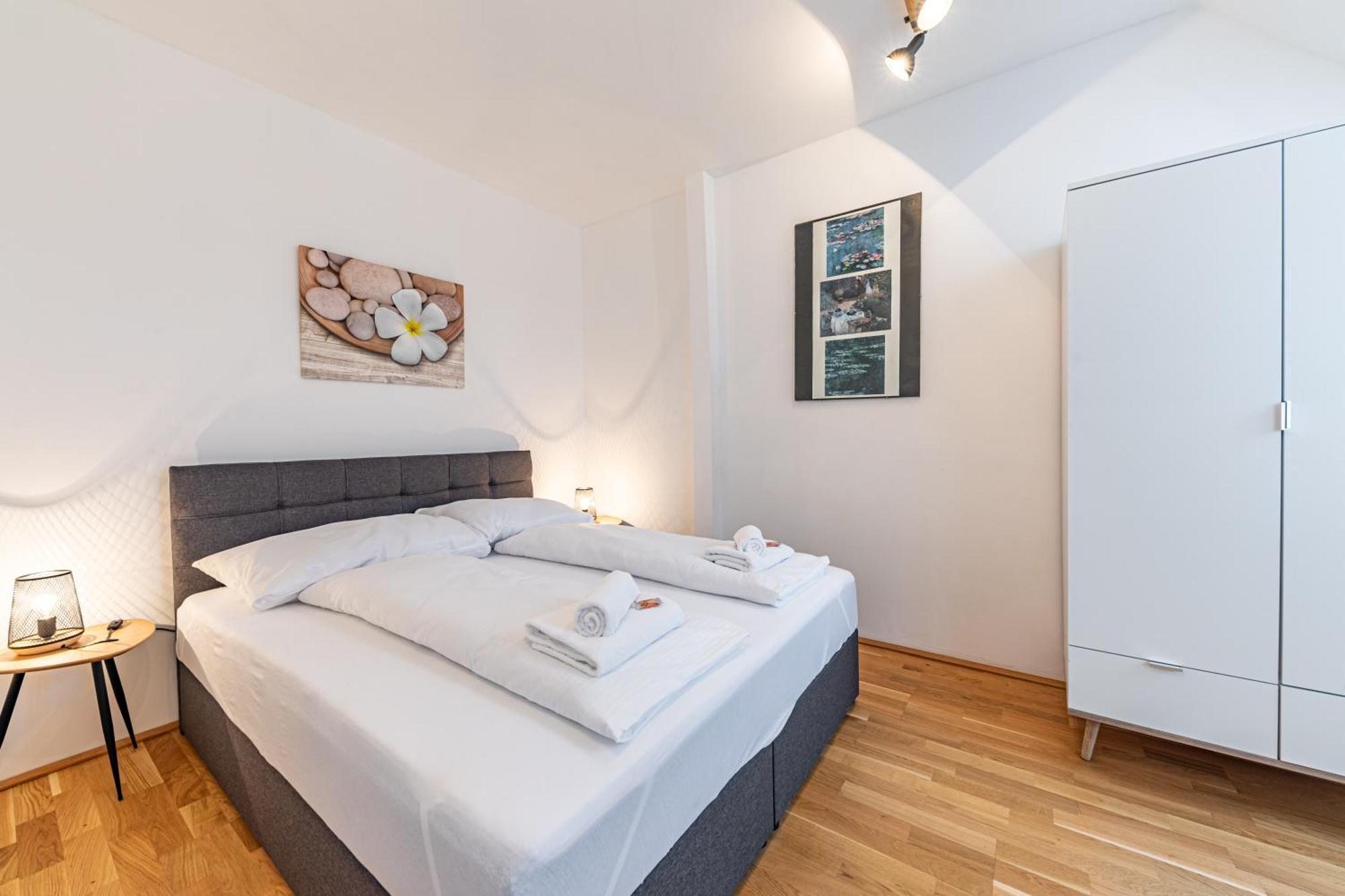 Penthouse Suites By Jr City Apartments Viena Exterior foto